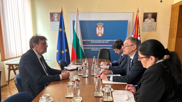  Министар Томислав Жигманов разговарао са амбасадором Републике Бугарске Петком Дојковим 