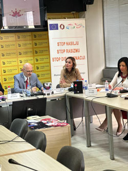  Pomoćnica Nina Mitić na konferenciji „Mesec romskog ženskog aktivizma“  