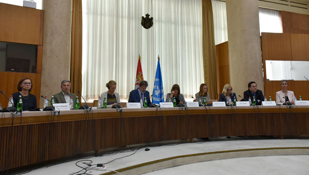  Министар Жигманов на састанку Националне коалиције за окончање дечјих бракова 
