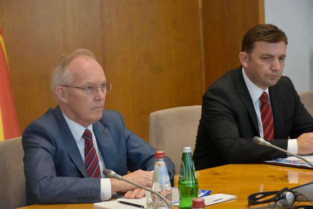  Министар Томислав Жигманов разговарао са министром спољних послова Северне Македоније Бујаром Османијем