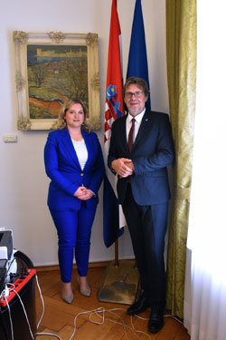  Ministar Tomislav Žigmanov u Zagrebu razgovarao sa potpredsednicom Vlade  Republike Hrvatske Anjom Šimpragom  