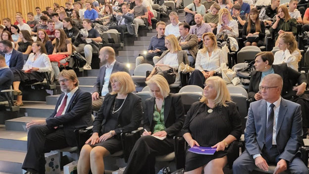  Ministar Žigmanov učestvovao na obeležavanju dana INTEREG saradnje u Novom Sadu  