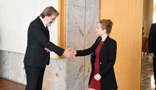  Ministar Žigmanov razgovarao sa poslanicom nemačkog Bundestaga Žaklin Nastić  